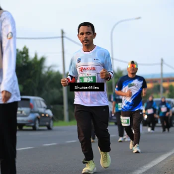 Runner Photo 4561359