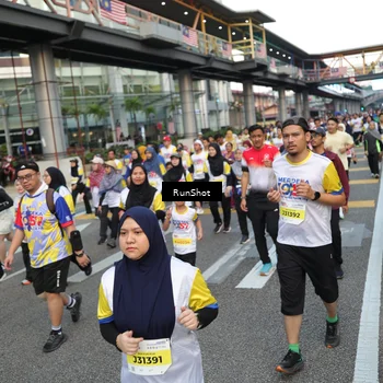 Runner Photo 4561389