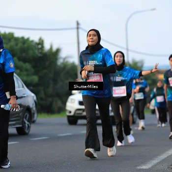 Runner Photo 4561400
