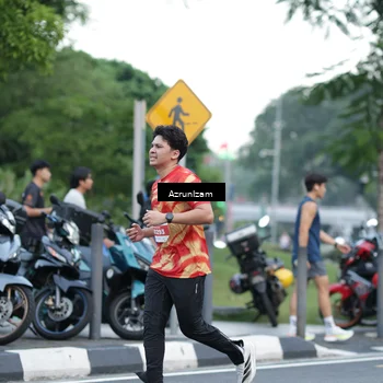 Runner Photo 4561411