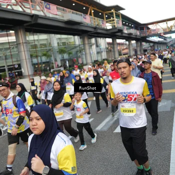 Runner Photo 4561412