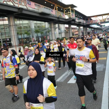 Runner Photo 4561429