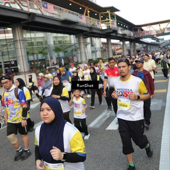 Runner Photo 4561434