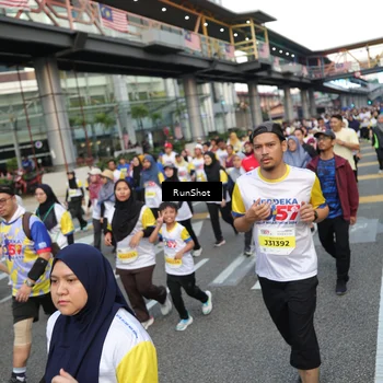 Runner Photo 4561441