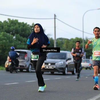 Runner Photo 4561473