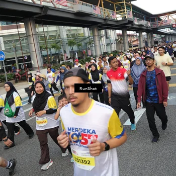 Runner Photo 4561503
