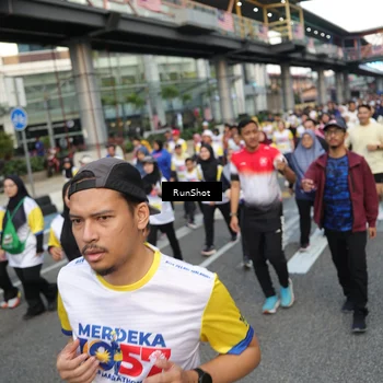 Runner Photo 4561505