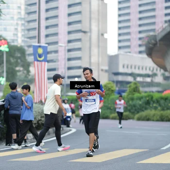 Runner Photo 4561547