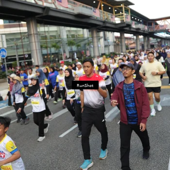 Runner Photo 4561570