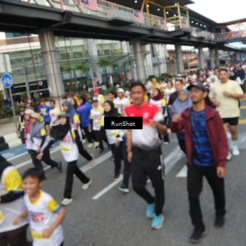 Runner Photo 4561575