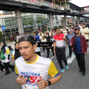 Runner Photo 4561578