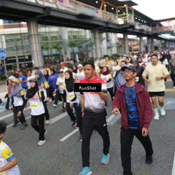 Runner Photo 4561586