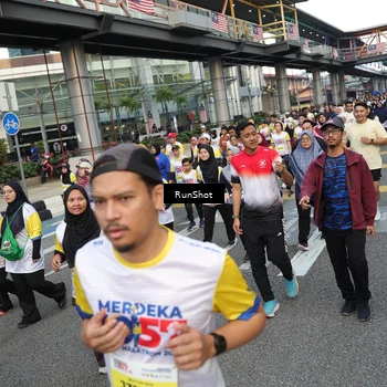Runner Photo 4561597