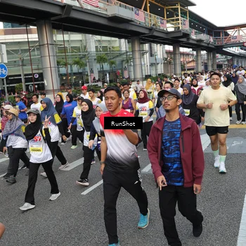 Runner Photo 4561609