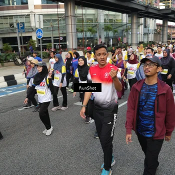 Runner Photo 4561648