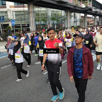 Runner Photo 4561670