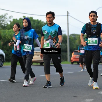 Runner Photo 4561671