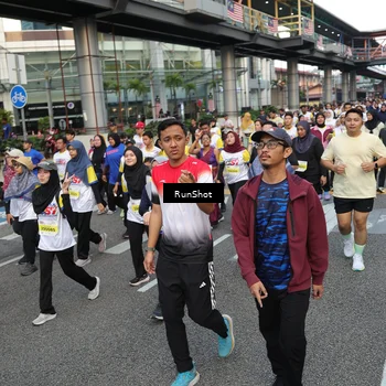 Runner Photo 4561682