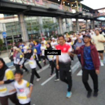 Runner Photo 4561690