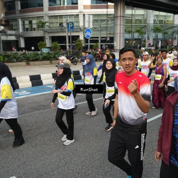 Runner Photo 4561713