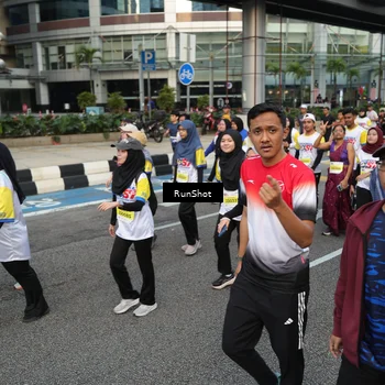 Runner Photo 4561740