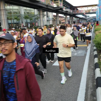 Runner Photo 4561757