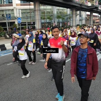 Runner Photo 4561760