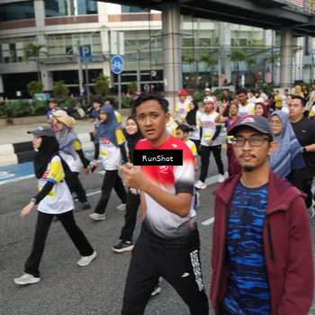 Runner Photo 4561773
