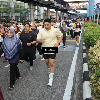 Runner Photo 4561792