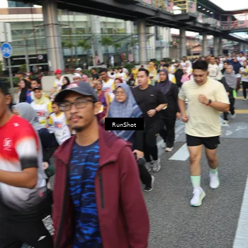 Runner Photo 4561797