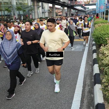 Runner Photo 4561813