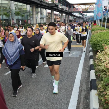Runner Photo 4561829