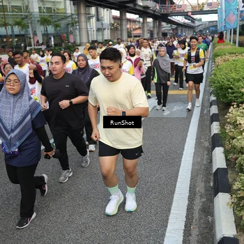 Runner Photo 4561839