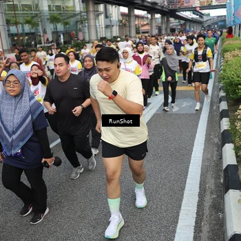 Runner Photo 4561858