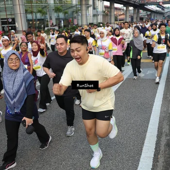 Runner Photo 4561899
