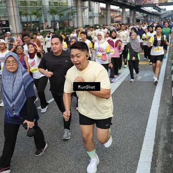 Runner Photo 4561900