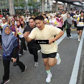 Runner Photo 4561902
