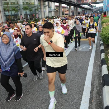 Runner Photo 4561916