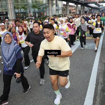 Runner Photo 4561936