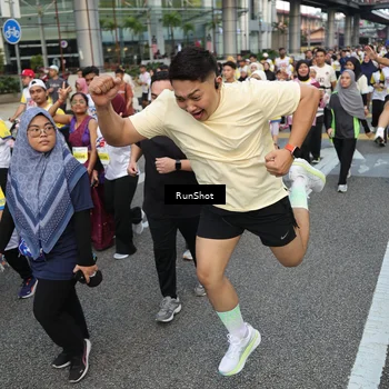 Runner Photo 4561938