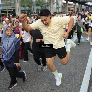 Runner Photo 4561962