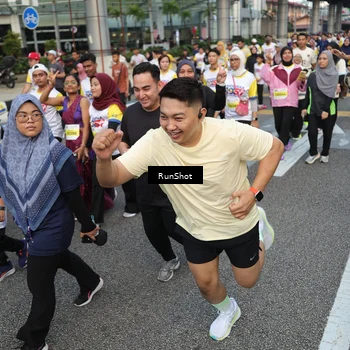 Runner Photo 4561977
