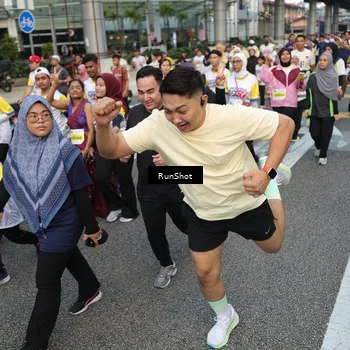 Runner Photo 4562005