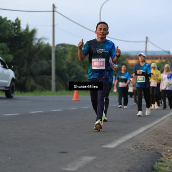 Runner Photo 4562140