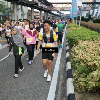 Runner Photo 4562172