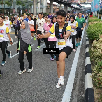 Runner Photo 4562242