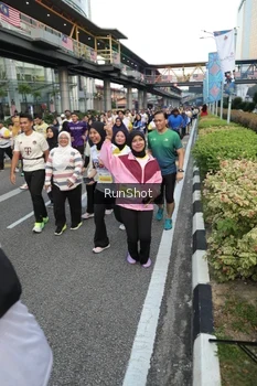 Runner Photo 4562338