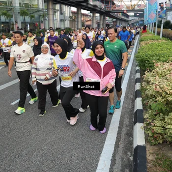 Runner Photo 4562361