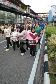 Runner Photo 4562368