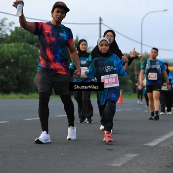 Runner Photo 4562373